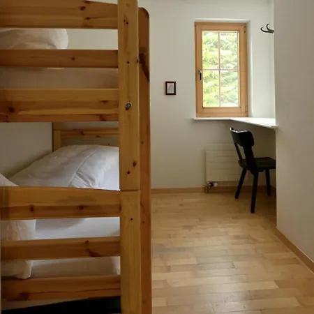 Chesa Igna Apartment *